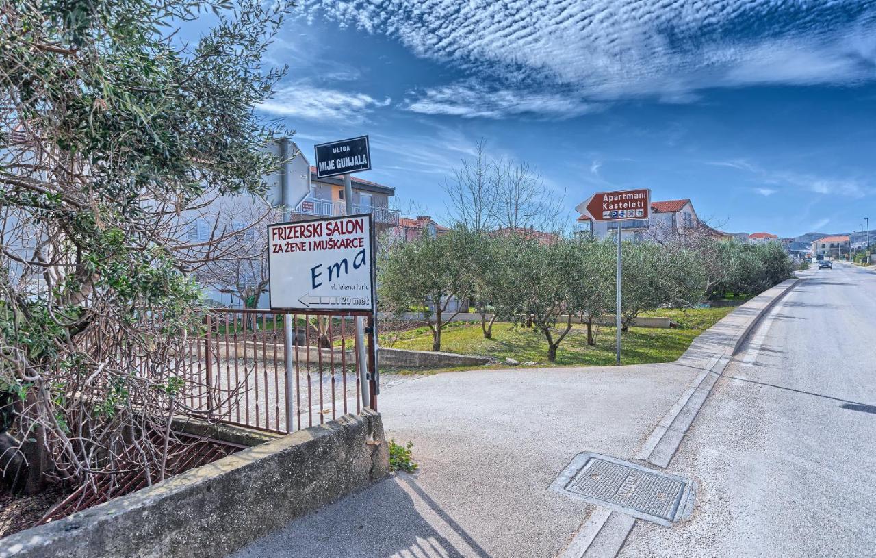 Jakov Haus Kastela Exterior photo